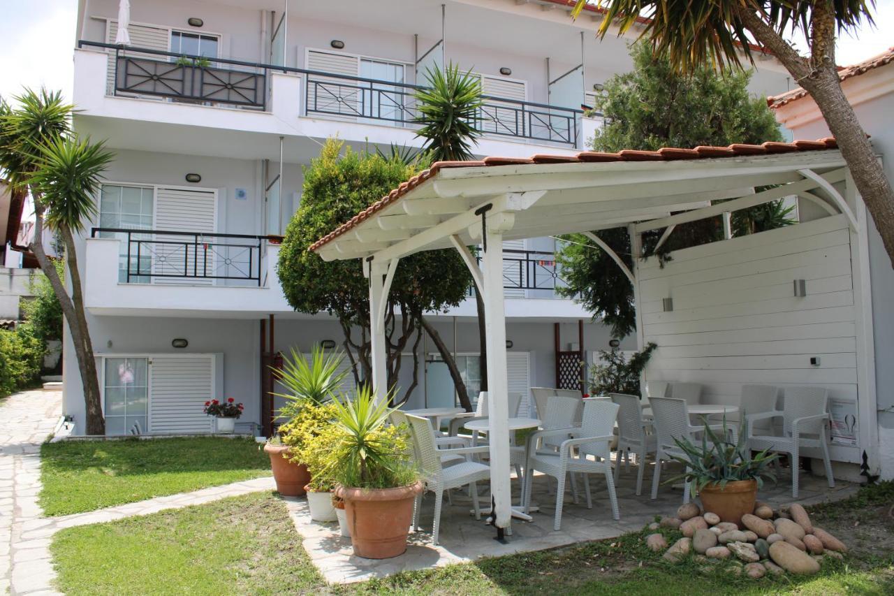 Villa Thalassa Apartments Pefkochori Extérieur photo